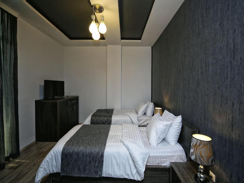 Hotel Continental image
