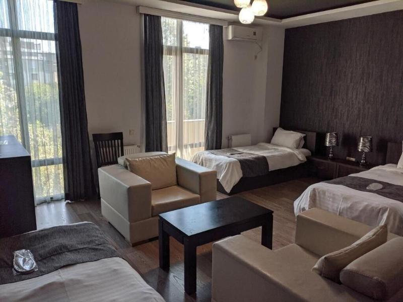Hotel Continental image