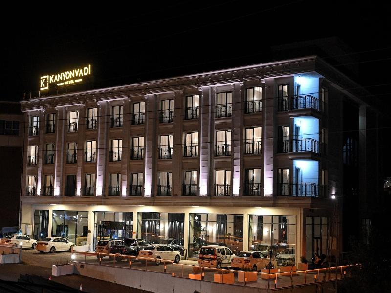 Kanyonvadi Hotel image