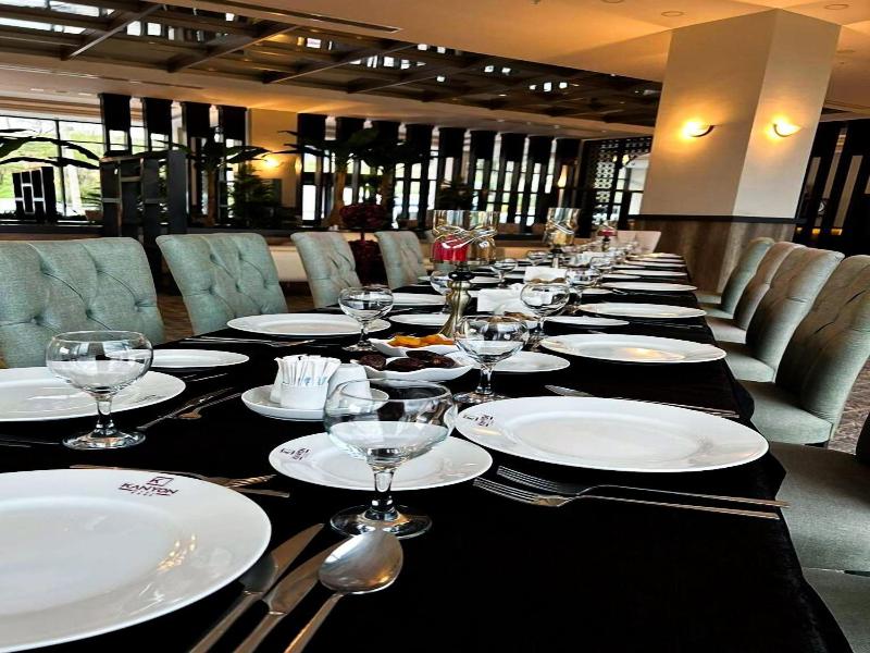 Kanyonvadi Hotel image