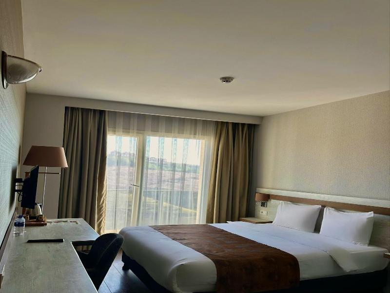 Kanyonvadi Hotel image