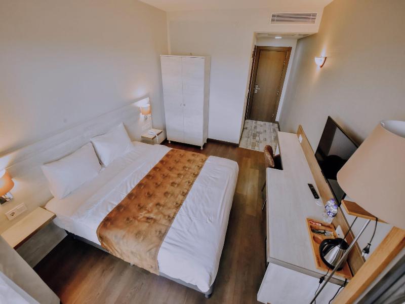 Kanyonvadi Hotel image