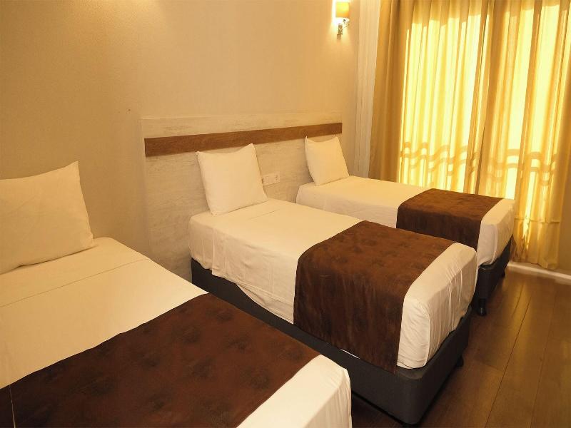Kanyonvadi Hotel image
