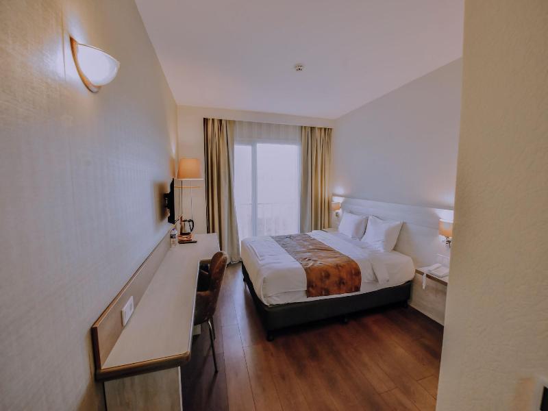 Kanyonvadi Hotel image