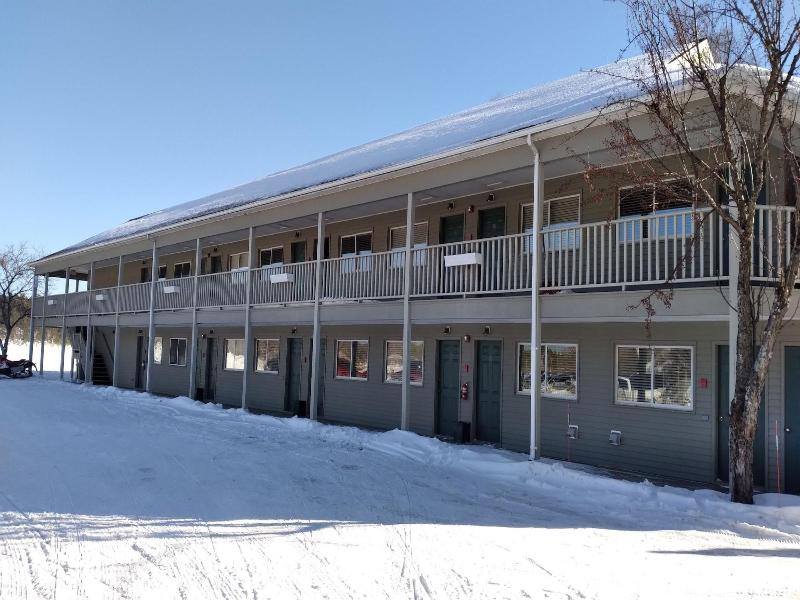 Island Pond Country Inn (formerly The Lakefront 