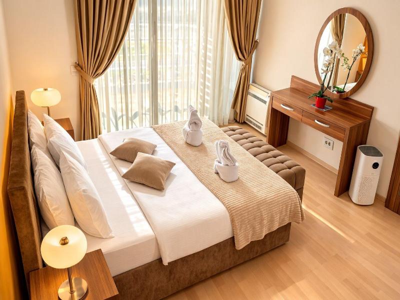 Capitol Suites image
