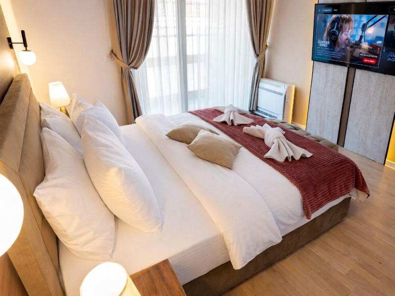 Capitol Suites image