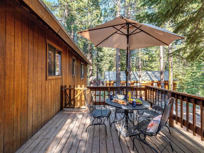 Whiskey Springs By Avantstay Classic Cabin Near  image