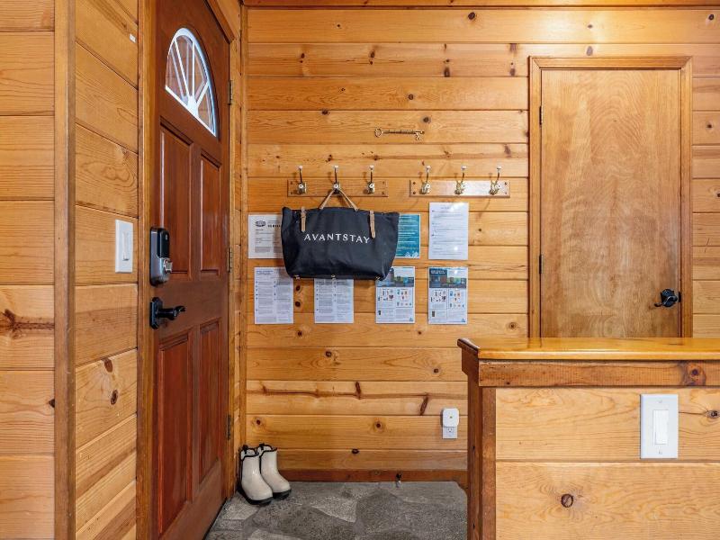 Whiskey Springs By Avantstay Classic Cabin Near  image