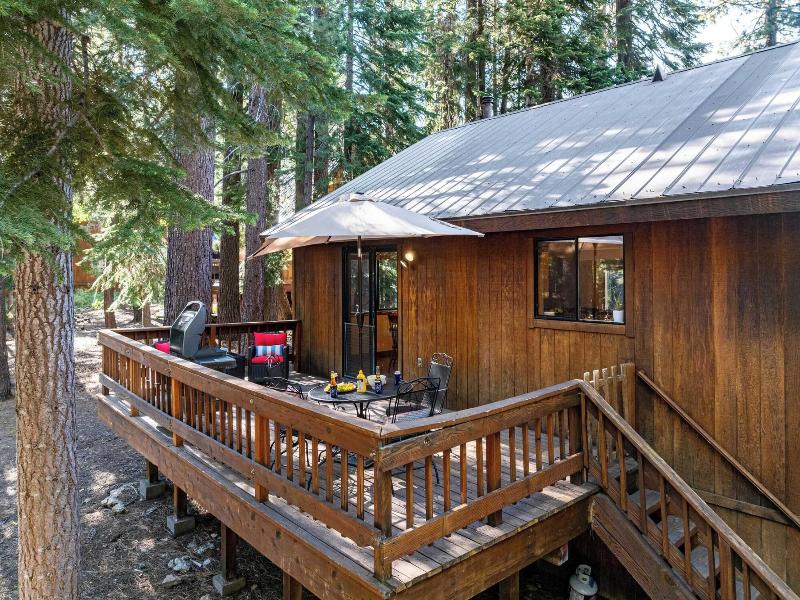 Whiskey Springs By Avantstay Classic Cabin Near  image