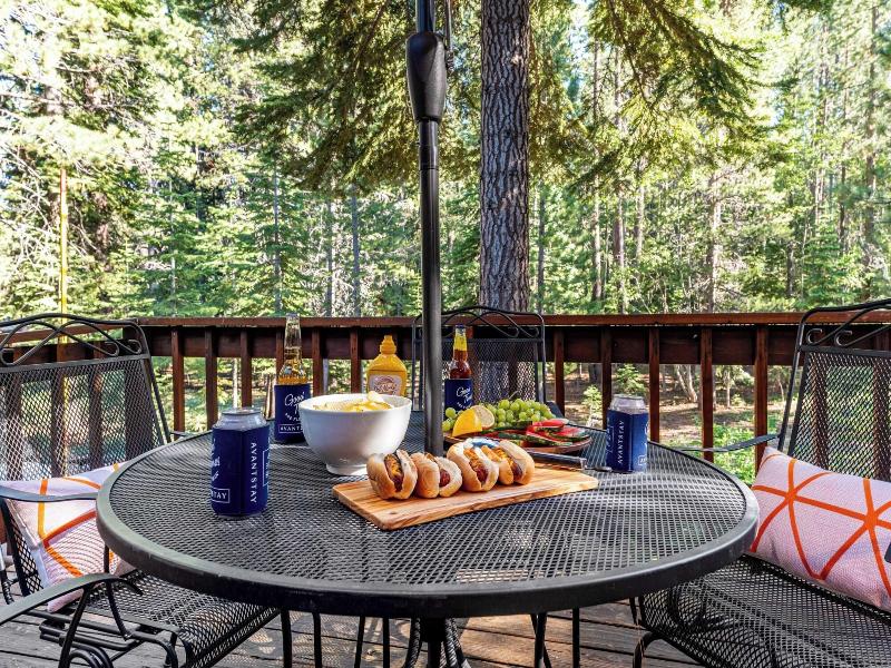 Whiskey Springs By Avantstay Classic Cabin Near  image