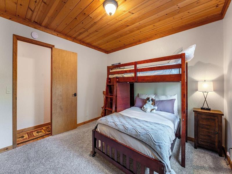 Whiskey Springs By Avantstay Classic Cabin Near  image