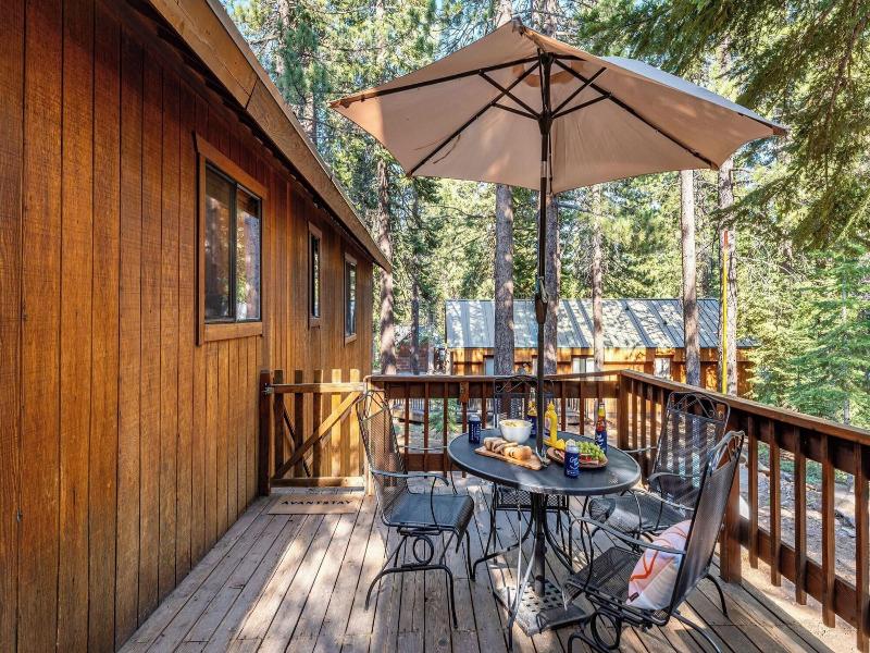Whiskey Springs By Avantstay Classic Cabin Near  image