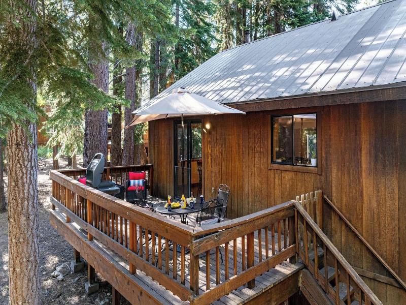Whiskey Springs By Avantstay Classic Cabin Near  image