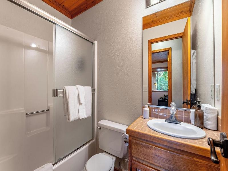 Whiskey Springs By Avantstay Classic Cabin Near  image