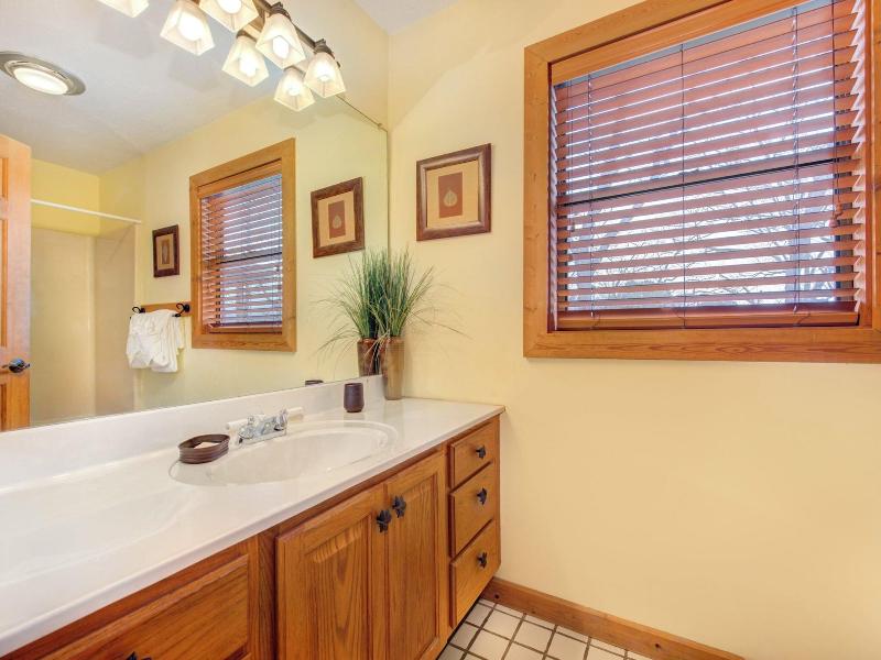 Mountain Treasure By Jackson Mountain Rentals image