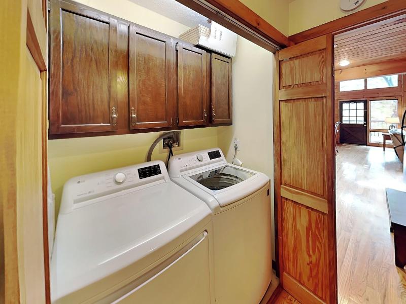 Mountain Treasure By Jackson Mountain Rentals image