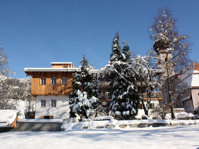 Hallerwirt Homes image
