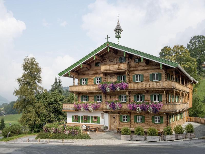 Hallerwirt Homes image