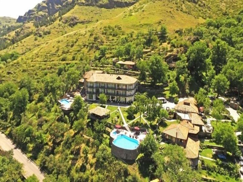 Vardzia Resort image