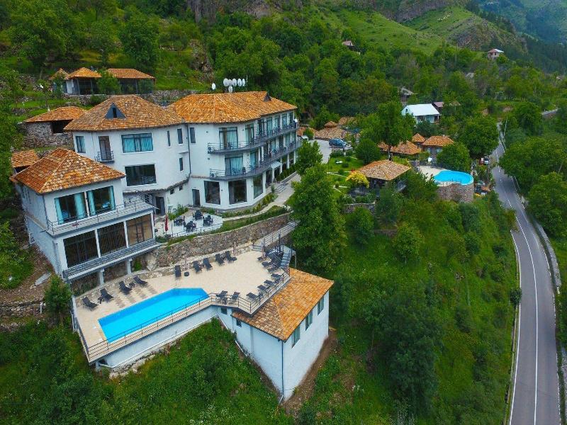 Vardzia Resort image