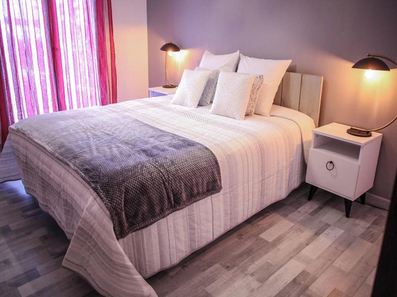 Les Chambres D'hotes De Valensole image
