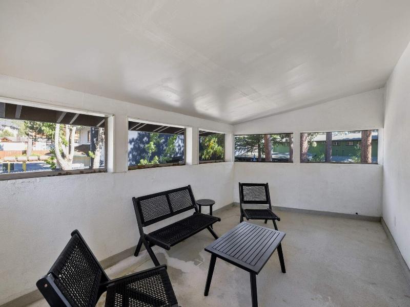 South Lake Chalet image