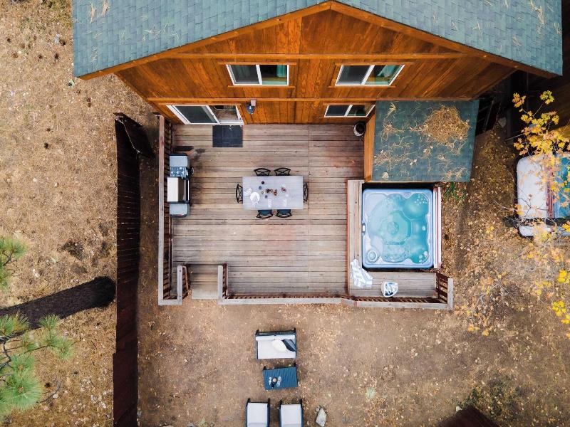 2 Cabins, Close To The Lake Hot Tub, Game Loft,  image