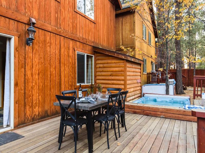 2 Cabins, Close To The Lake Hot Tub, Game Loft,  image