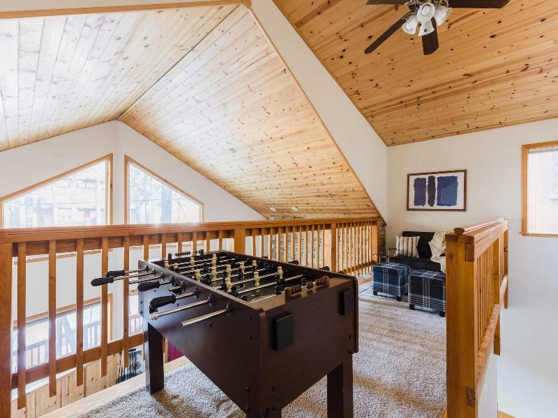 2 Cabins, Close To The Lake Hot Tub, Game Loft,  image