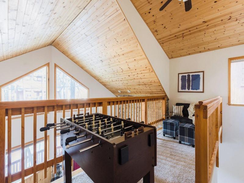 2 Cabins, Close To The Lake Hot Tub, Game Loft,  image
