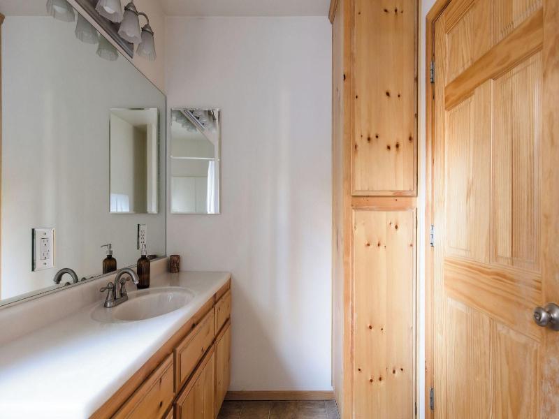 2 Cabins, Close To The Lake Hot Tub, Game Loft,  image