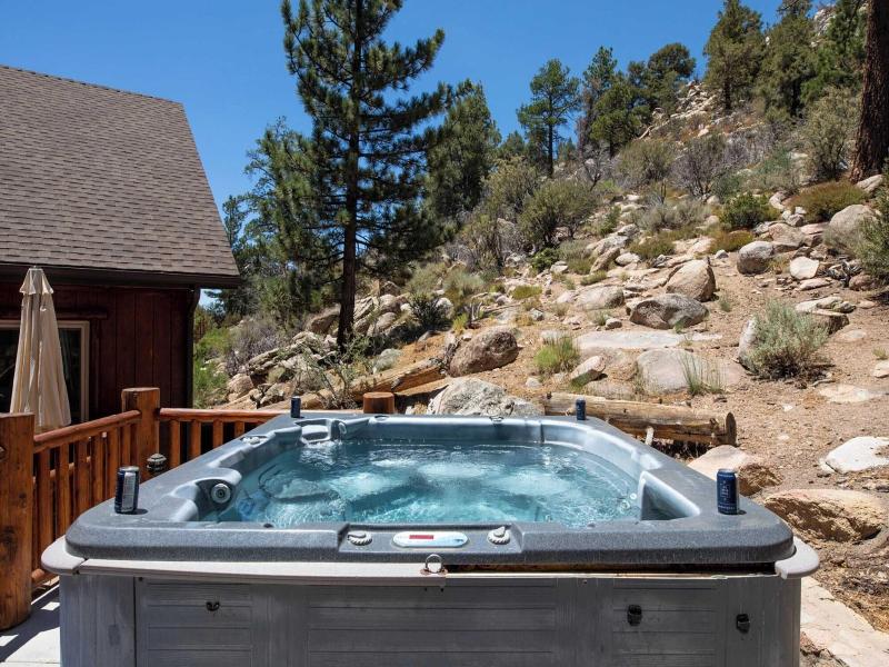 Bernard By Avantstay Luxurious Cabin In Big Bear image
