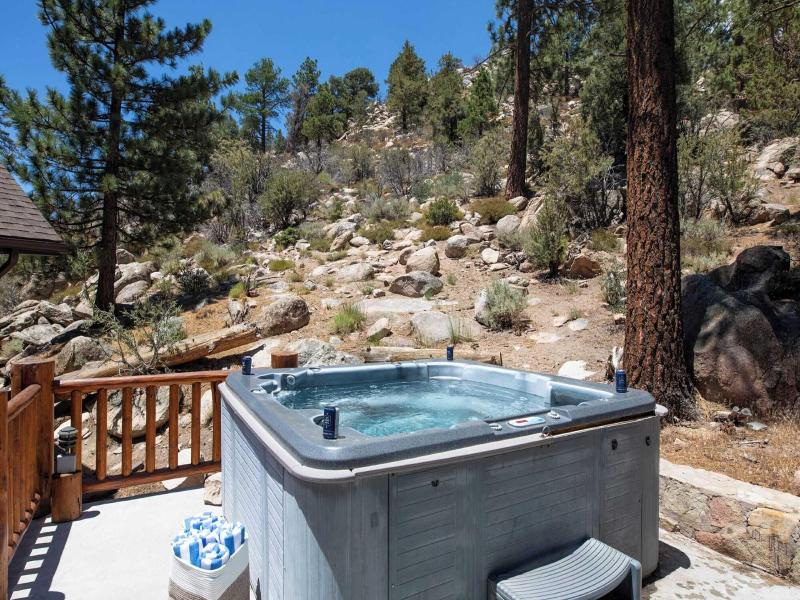 Bernard By Avantstay Luxurious Cabin In Big Bear image