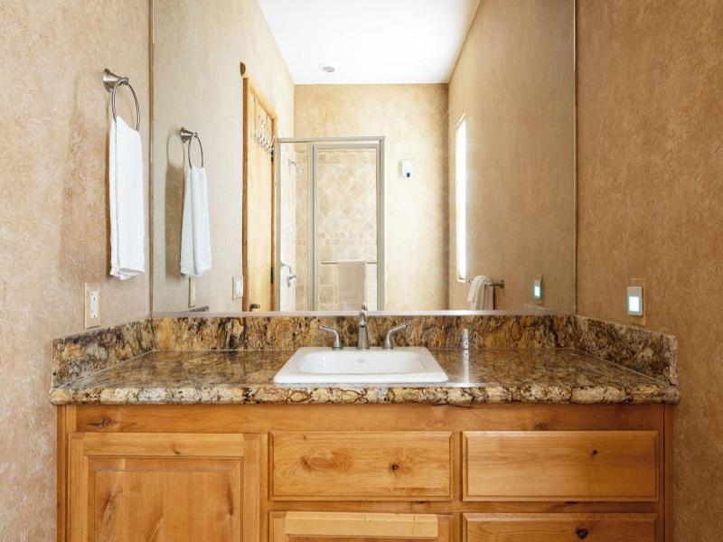 Bernard By Avantstay Luxurious Cabin In Big Bear image