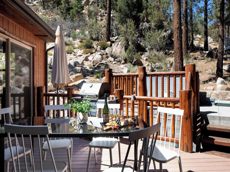Bernard By Avantstay Luxurious Cabin In Big Bear image