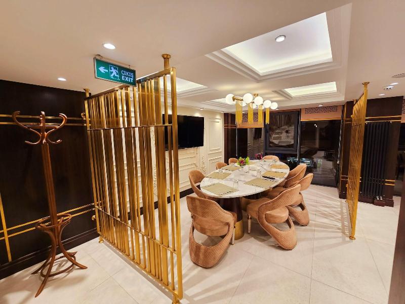 Asur Imperial Hotel image