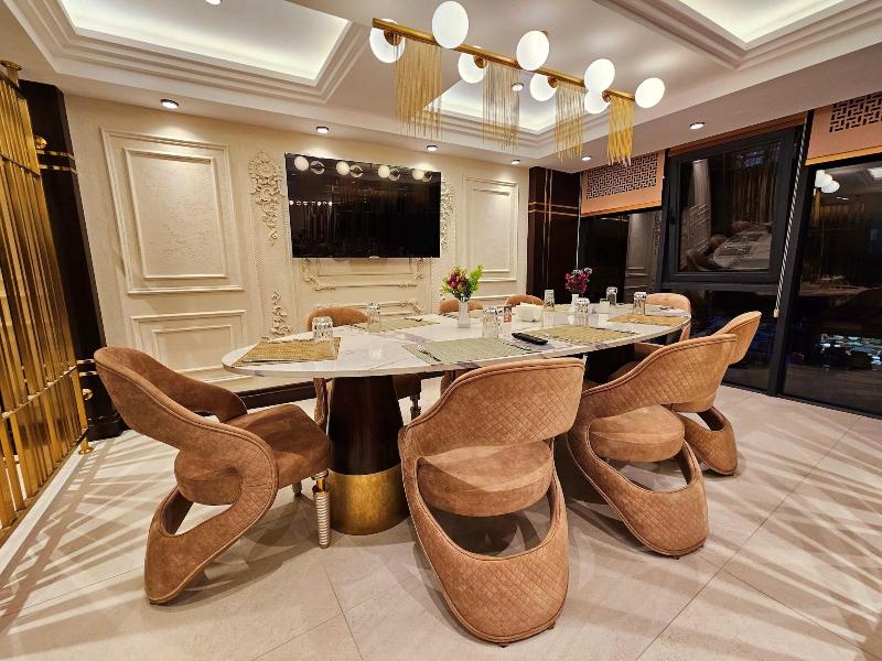 Asur Imperial Hotel image
