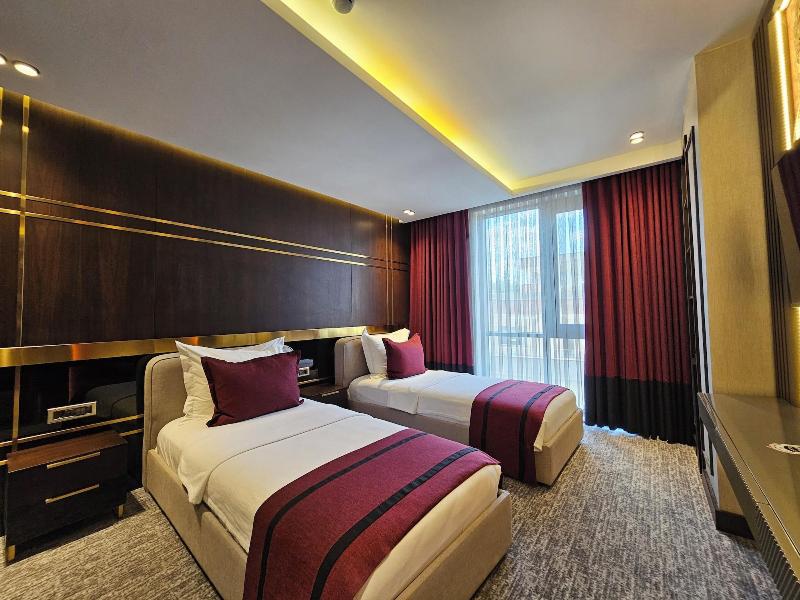 Asur Imperial Hotel image