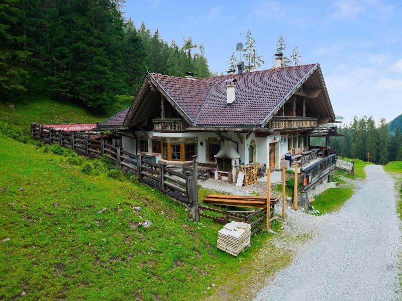 Quaint Alpine Hut In The Stubaital With Sauna image