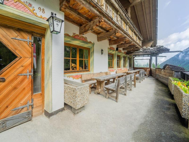 Quaint Alpine Hut In The Stubaital With Sauna image