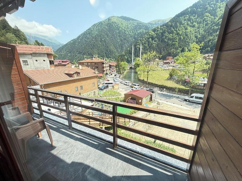 Mavro Uzungã–l image
