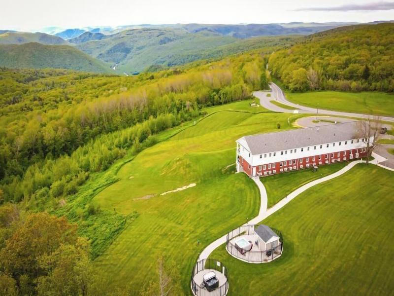 Blue Vista Motor Lodge image