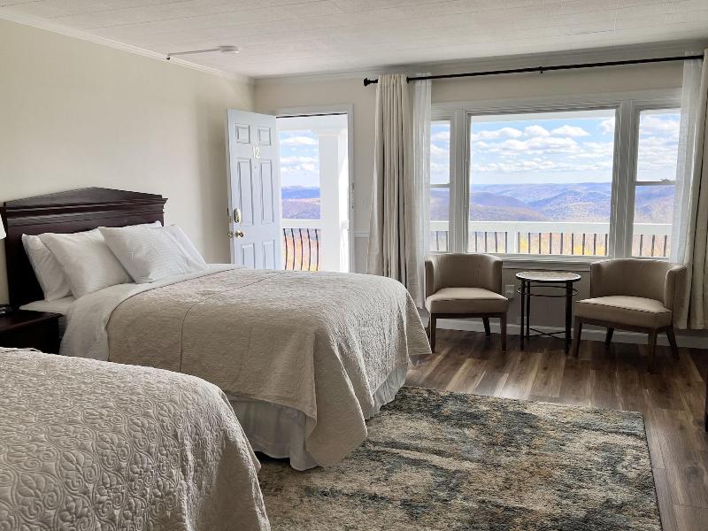 Blue Vista Motor Lodge image