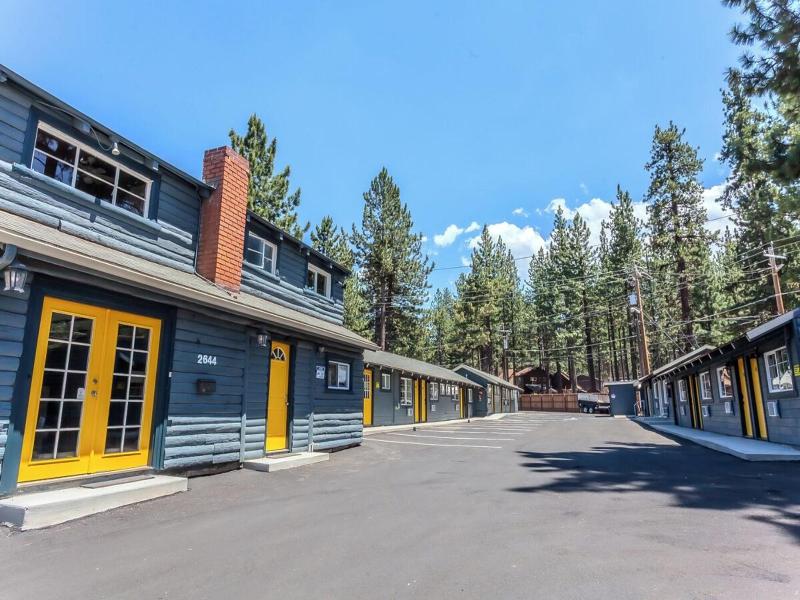 Tahoe Mountain Inn image