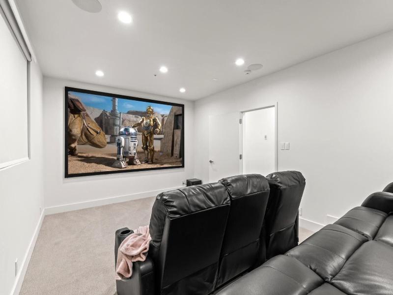 Wonderland Estate 6 Bedrooms Pas-2680 By Kbm