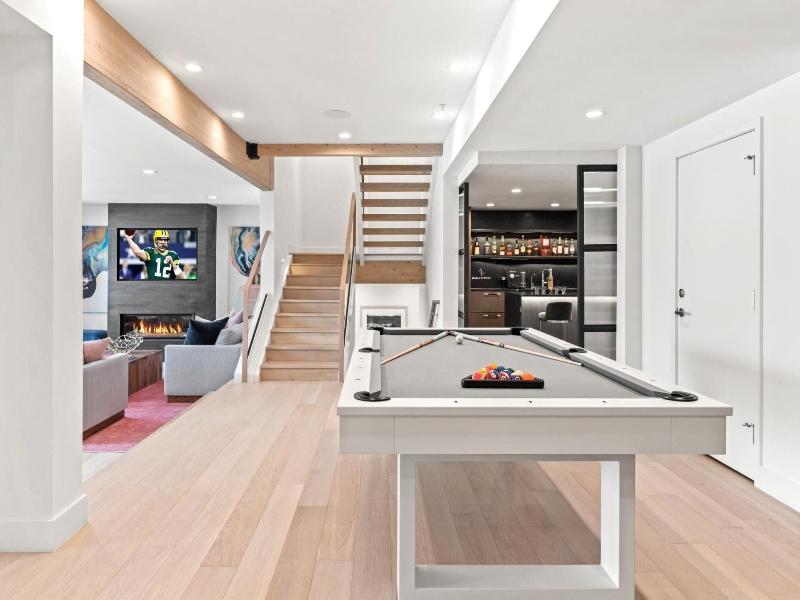 Wonderland Estate 6 Bedrooms Pas-2680 By Kbm
