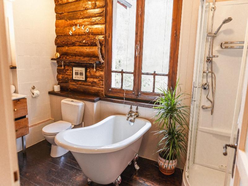 Les Ruisseaux Chambres D'hotes image