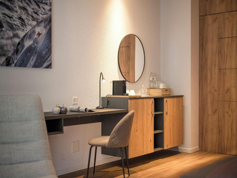 Alparthotel image