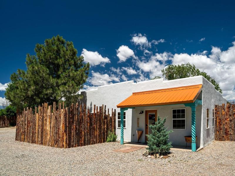 Taos Motor Lodge